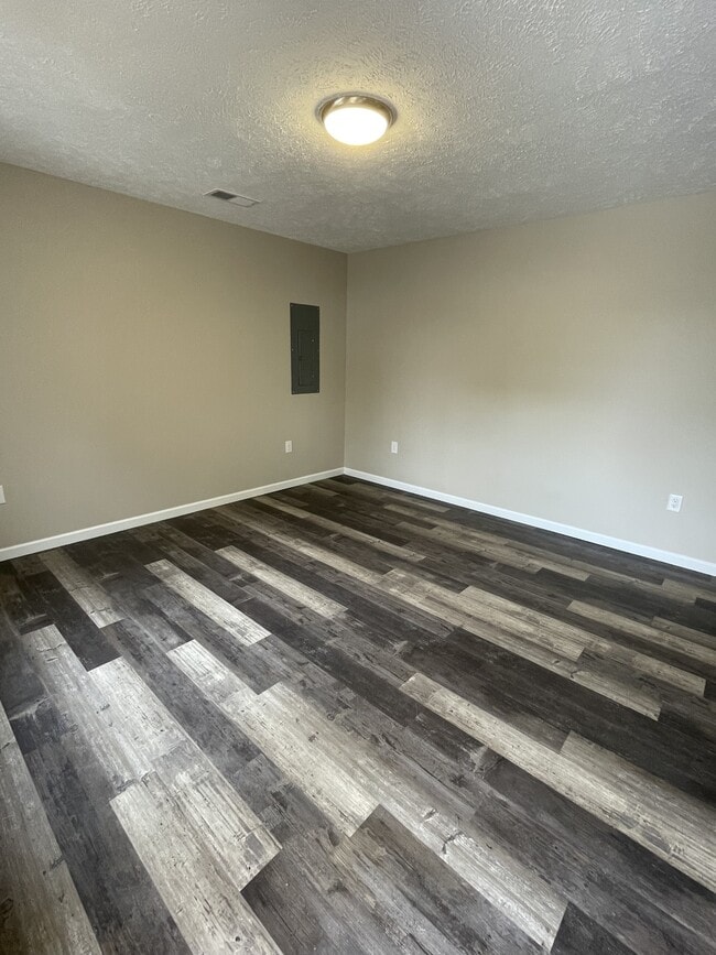 Photo - 1336 Cumberland St