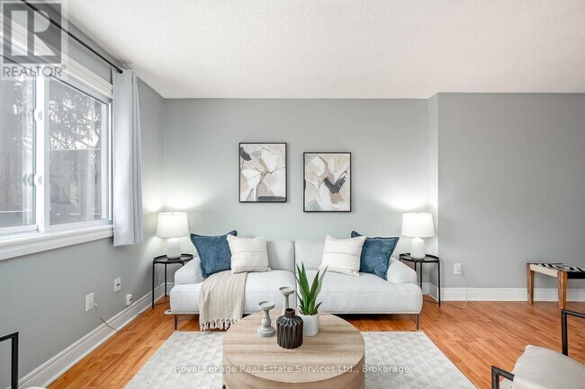 Photo - 2651 Aquitaine Ave