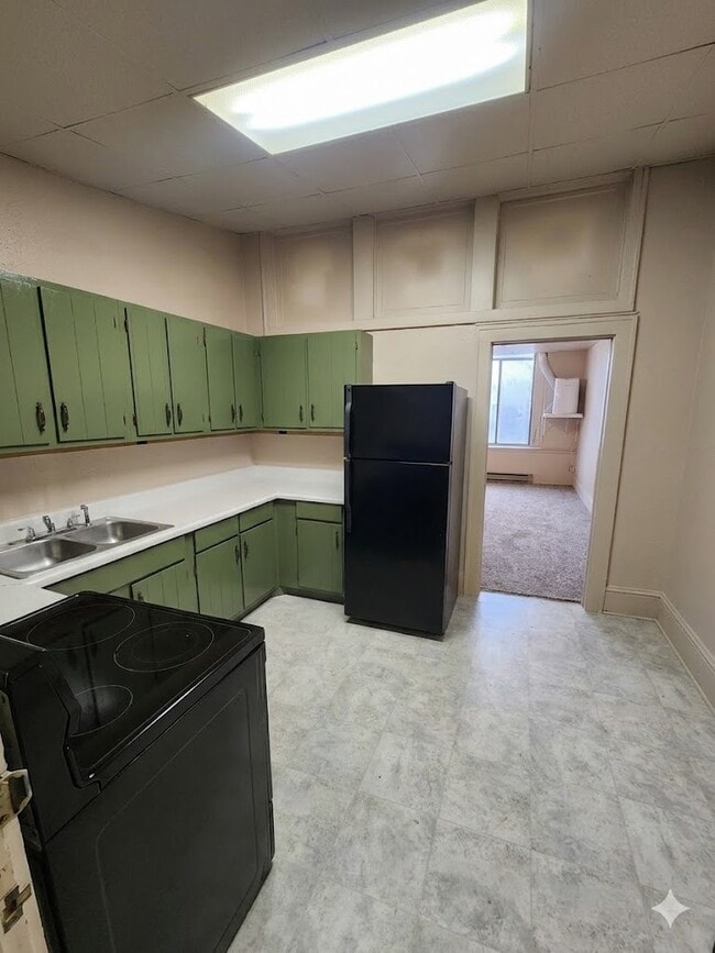 Photo - 321 N Main St Unidad B