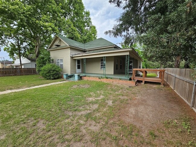 Photo - 11 Smith Dr