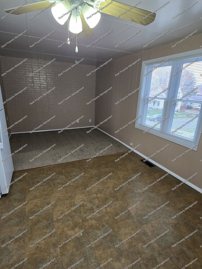 Photo - 2 Bedroom 2nd Floor Apartment