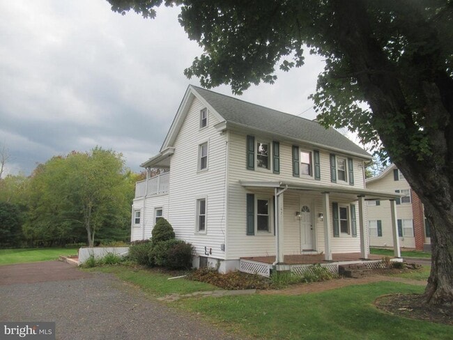 Photo - 1671 W Point Pike House