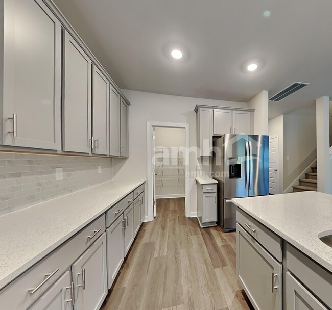 Photo - 223 Maxwell Dr