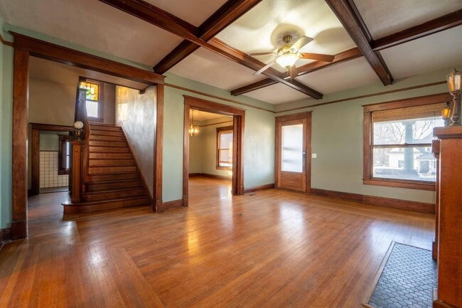 Photo - 501 E Walker St