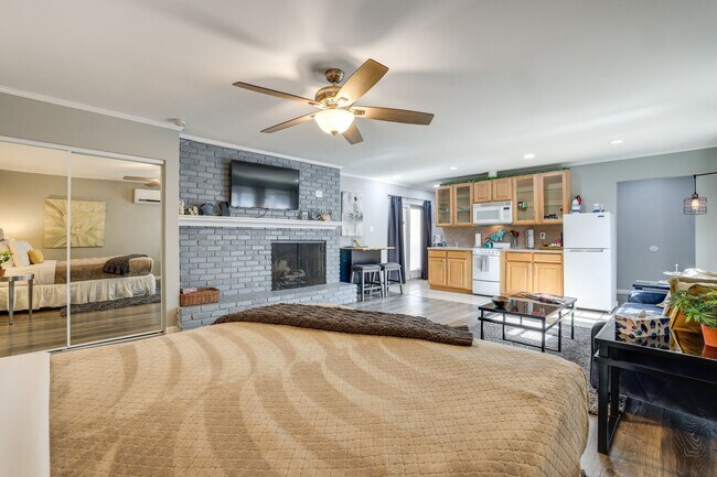 Photo - 2205 Gabriel Dr Unit C