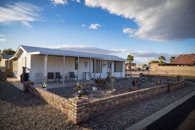 Photo - 9351 E 28th St