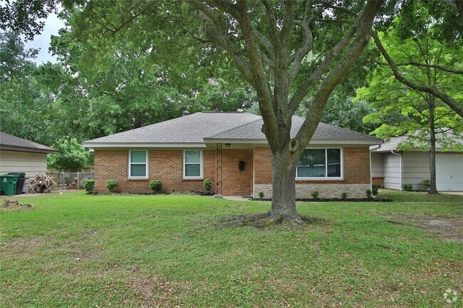 Building Photo - 9351 Willowview Ln Rental