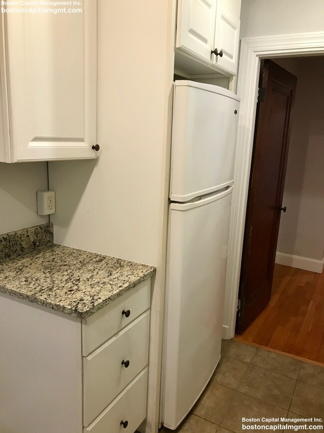 Photo - 8 Mt Ida St Unit 1