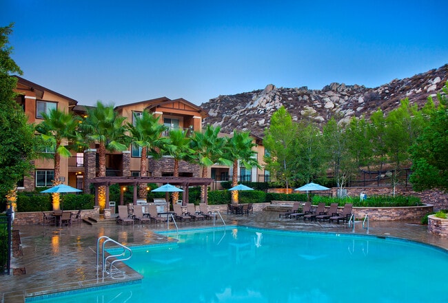Building Photo - The Overlook at Rancho Belago Rental