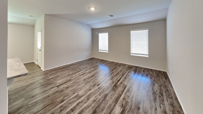Photo - New 3 bedroom 2 bath home in Edmond schools
