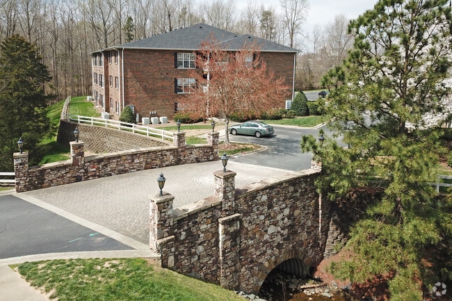 "Hallmark Bridge" - Alamance Reserve Rental