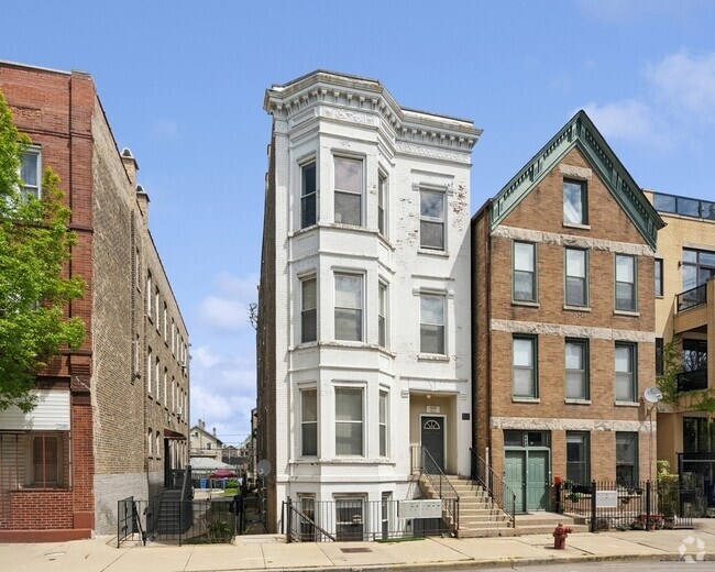 Building Photo - 1428 W Walton St Unit 1N Rental