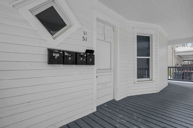 Photo - 51 E North St Unidad A