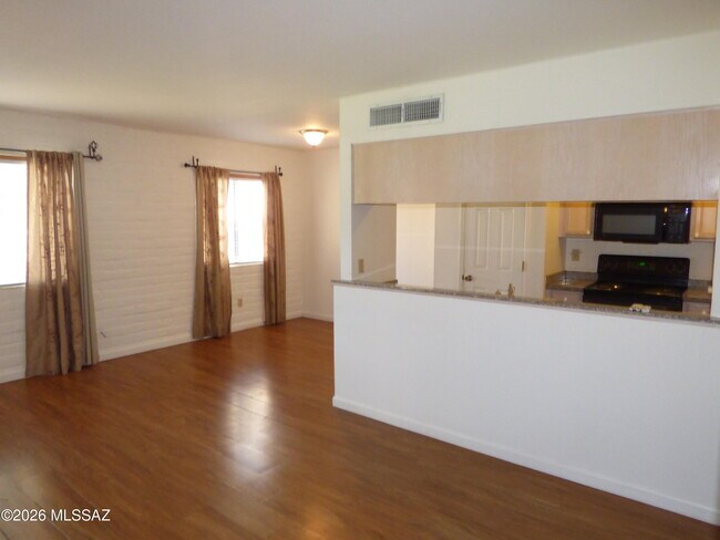 6565 Calle La Paz Unit B