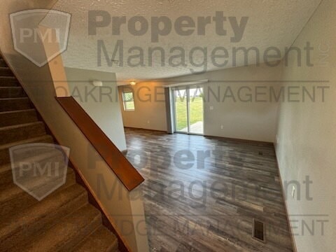 Photo - 2 Bedroom Townhouse with Garage
