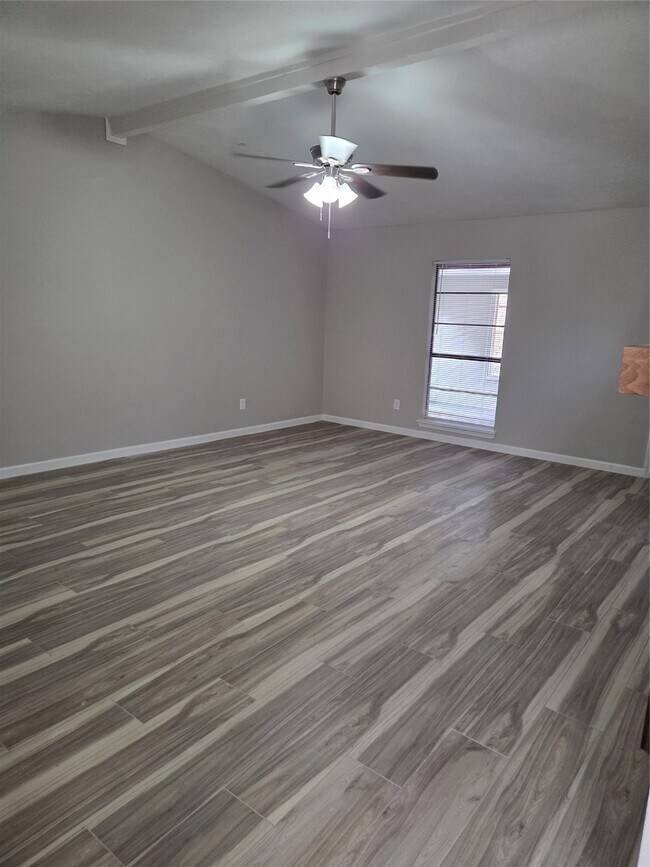 Photo - 527 Tara Plantation Dr