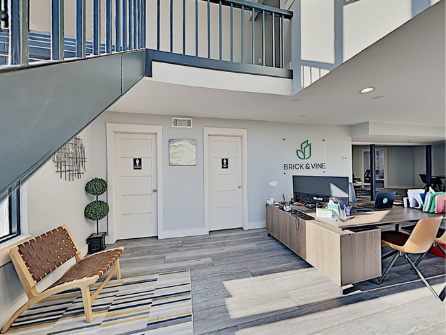 Leasing Office