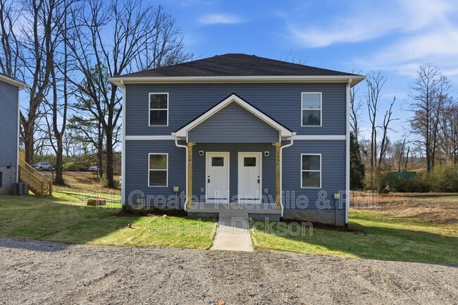 Building Photo - 118 Saw Mill Rd Unit B