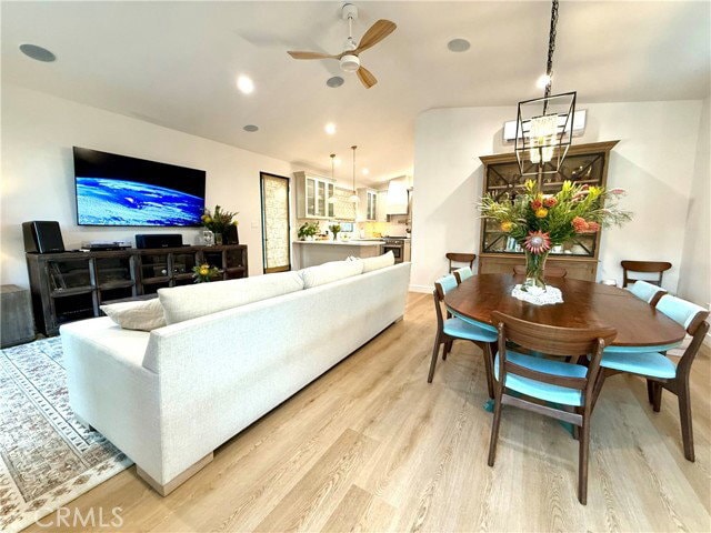 Photo - 453 E Grand View Ave