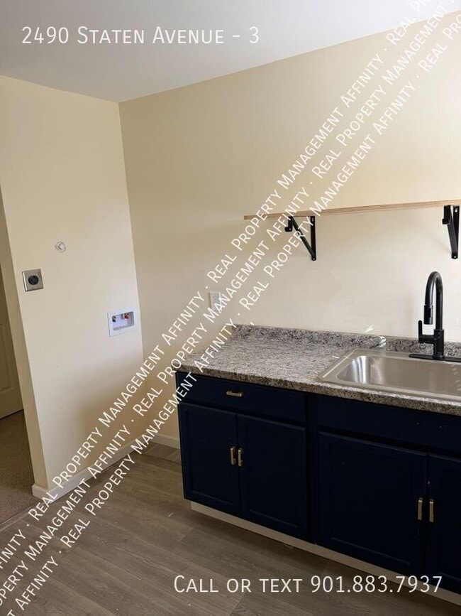 Photo - 2490 Staten Ave Unit 3