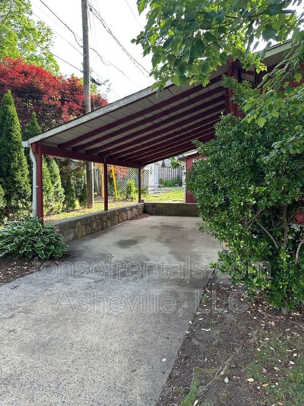 Photo - 1809 Windsor Dr