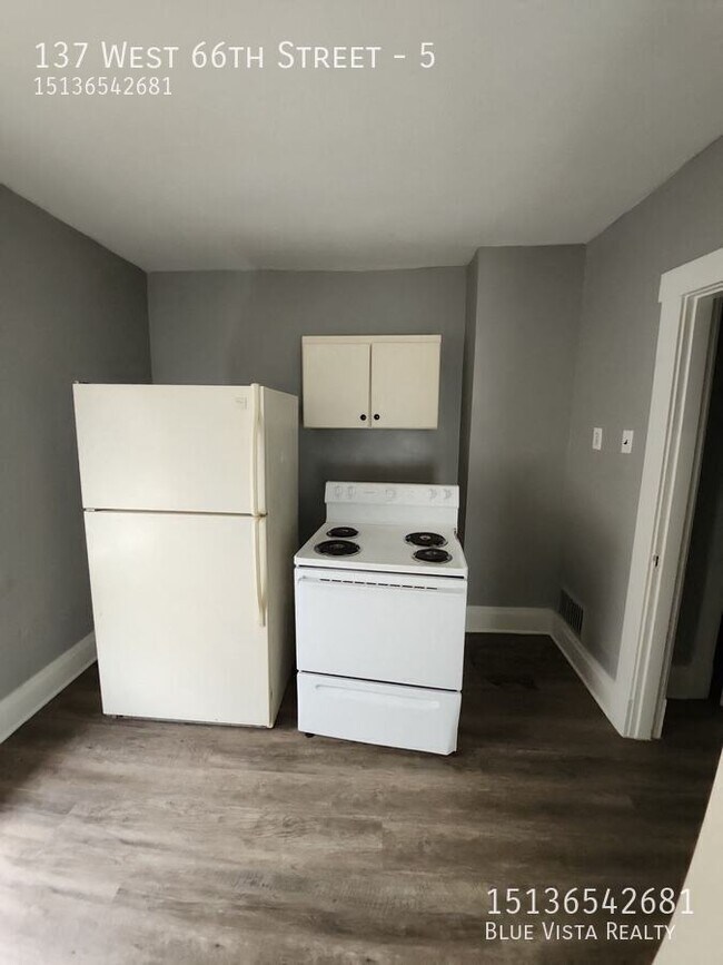 Photo - 137 W 66th St Unit 5