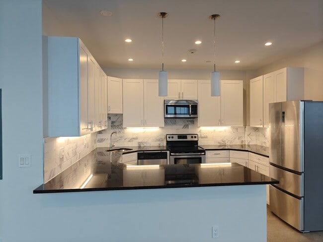 1BD - 20 Park Residences