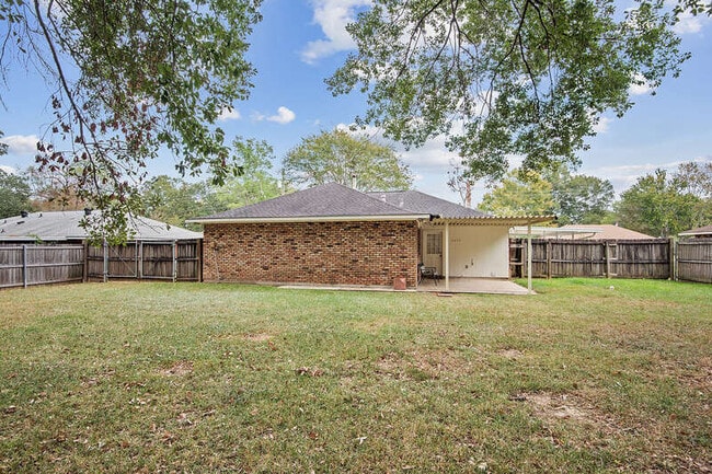 Photo - 5345 Mapleton Dr