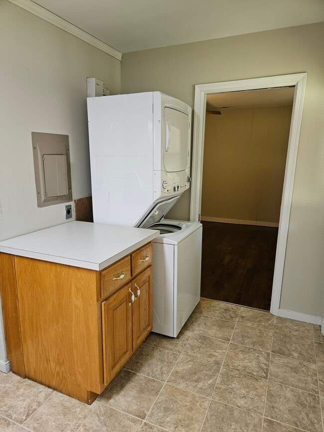 Photo - 2477 Meadow Rd