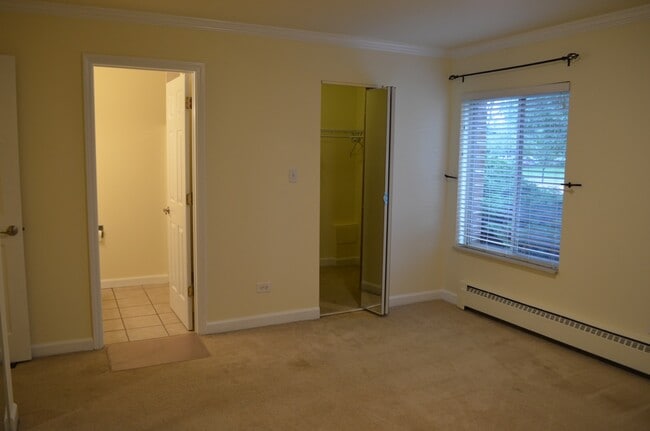 Photo - 2407 North Kennicott Drive Unidad Greenbrier