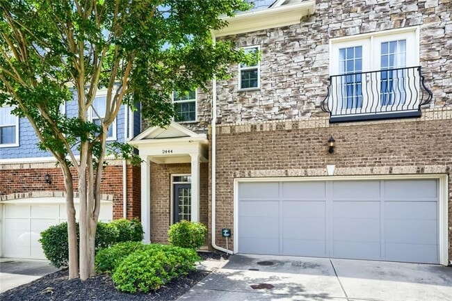 Photo - 2444 Norwood Dr SE