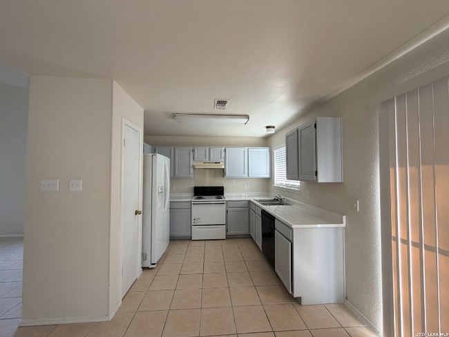 Photo - 7434 Lazy Trails