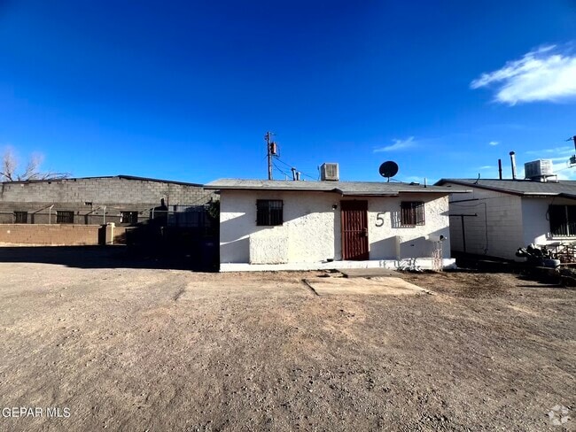 Building Photo - 7167 N Loop Dr Rental