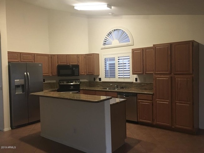 Photo - 844 N Granite St