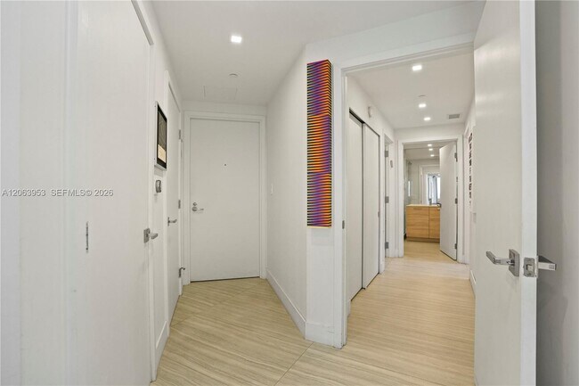 Photo - 16385 Biscayne Blvd Unit 1601+2 Parkings