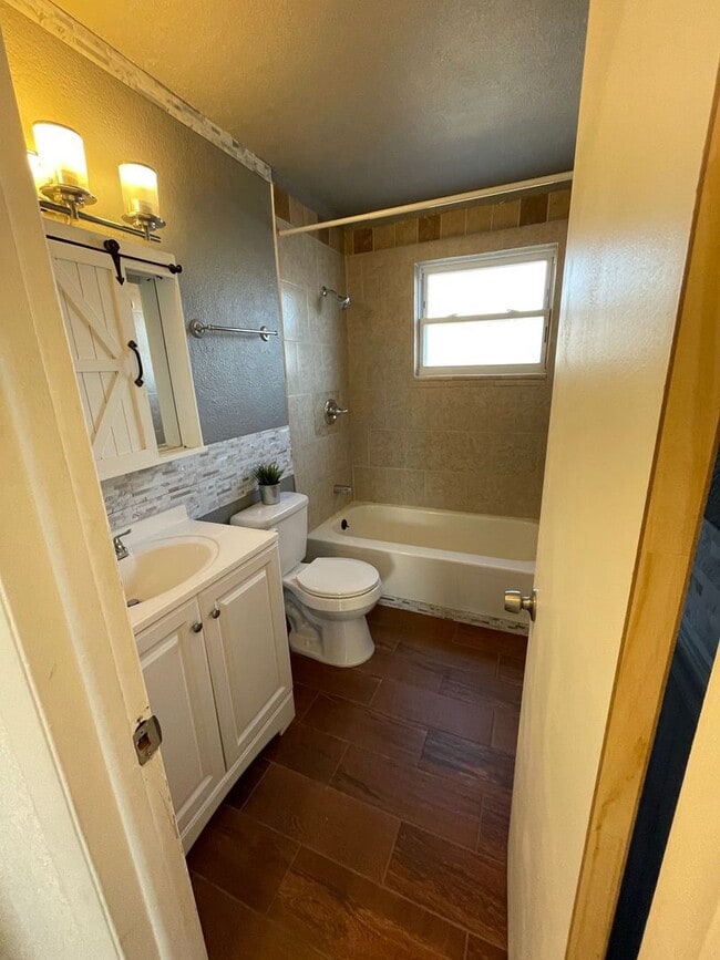 Photo - 1125 W 96th Ave