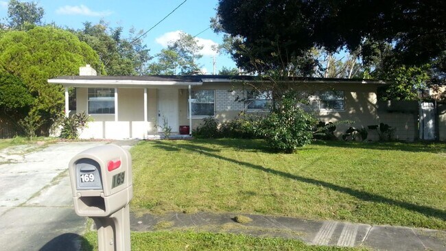 Photo - 169 Dahlia Dr