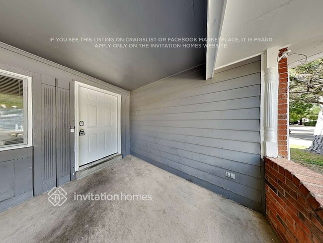 Photo - 665 Kittredge St