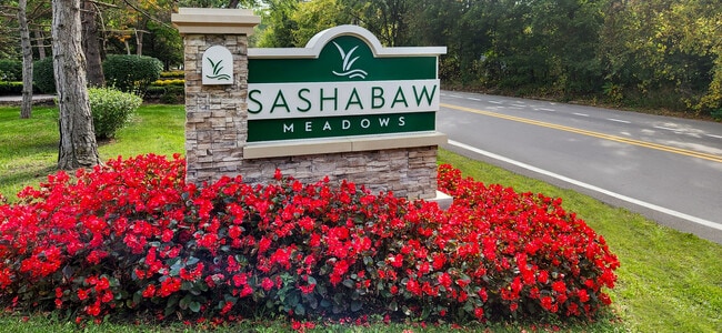 Sashabaw Meadows - Sashabaw Meadows Apartments