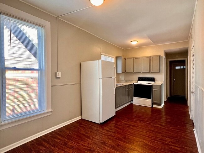 740 Belleforte Ave Unit 1