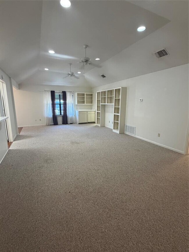 Photo - 728 W San Antonio St