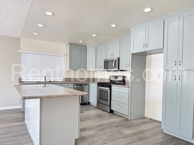 11303 Kelowna Rd