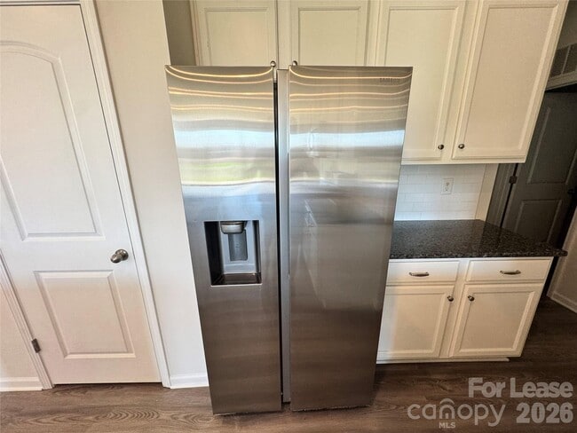 Photo - 1007 Maylen Trce