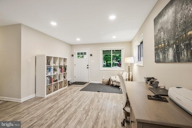 Photo - 7011 Kenfig Pl