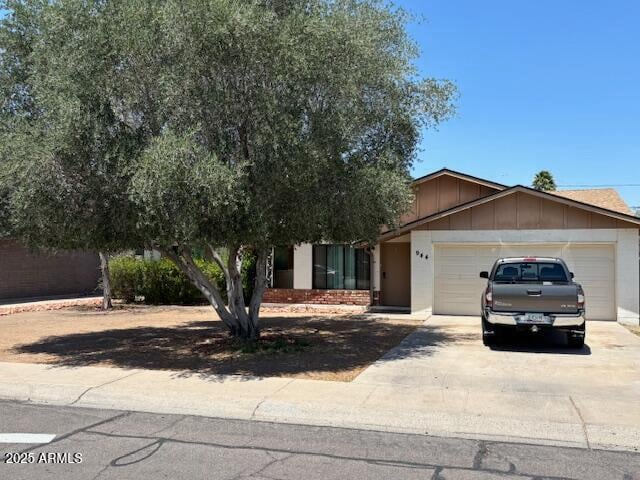 Building Photo - 944 E Concorda Dr Rental