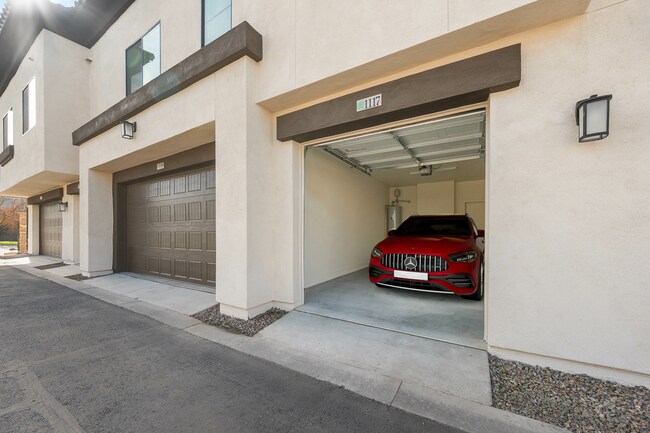 Photo - Woodcrest at Power Ranch Apartments