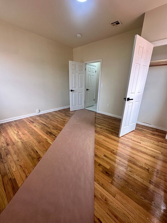 Photo - 144 Huntington Terrace Unidad 2L