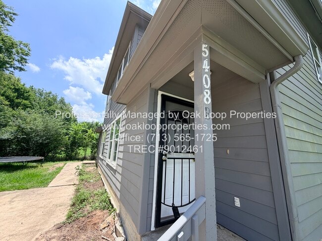 Photo - 5408 Groveton St Unit B