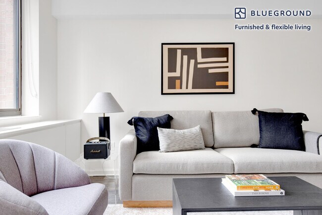 Photo - 520 W 43rd St Unidad FL8-ID741