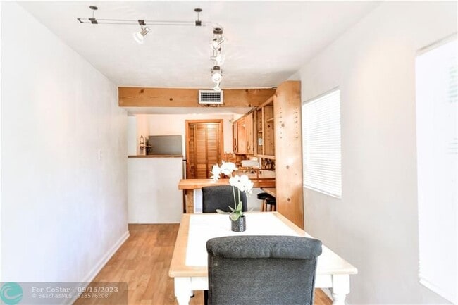 Photo - 515 SW 4th Ave